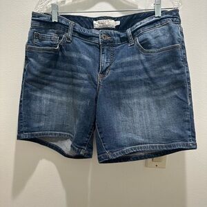 Torrid Denim shorts Size 12